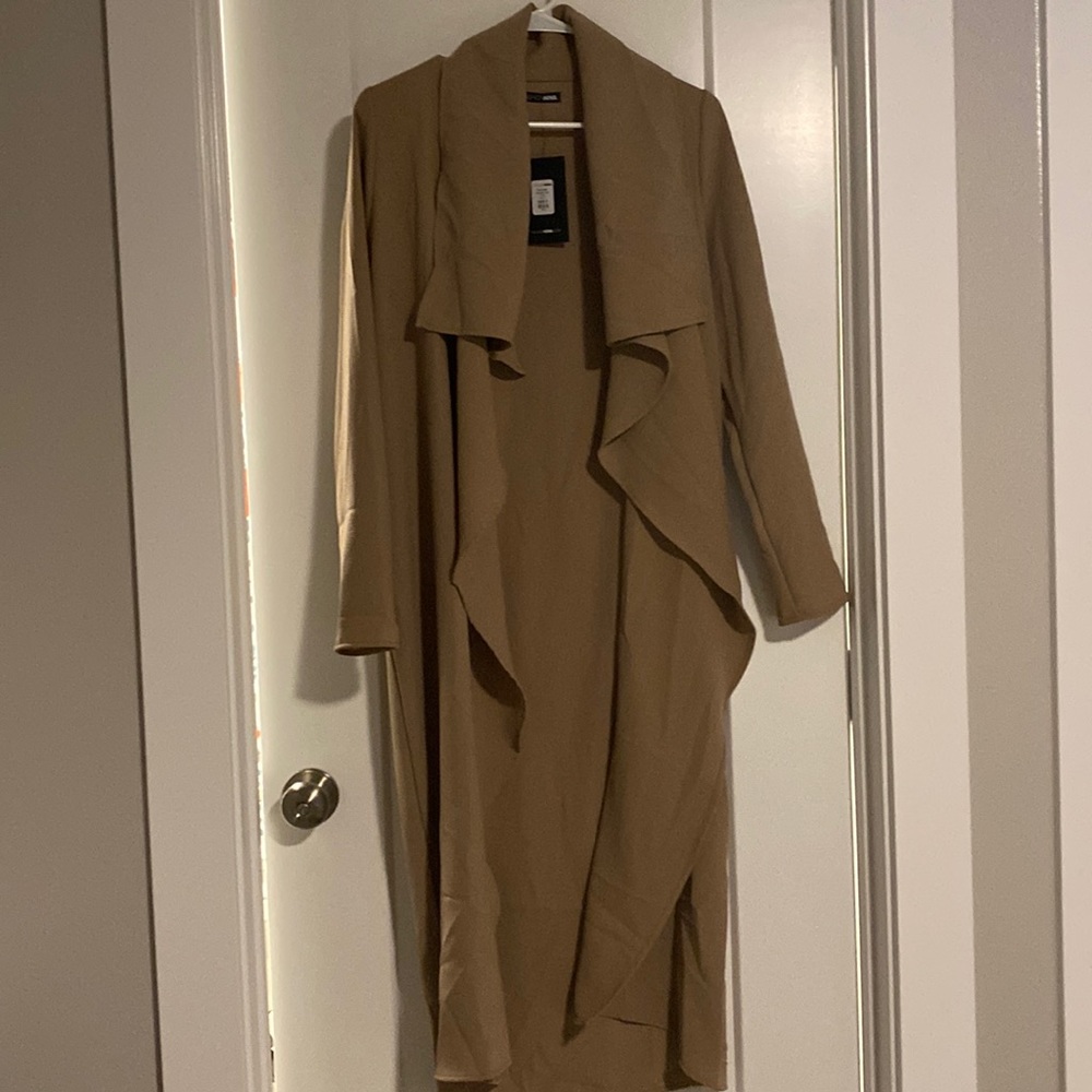 Fashion nova business casual lightweight coat.